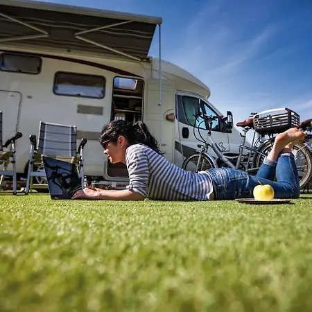 Camper Nel Fronte Mare * Fiumefreddo di Sicilia